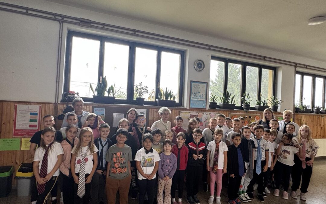 U područnoj školi Glogovac 17.10 je obilježen Dan kravate