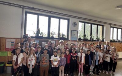 U područnoj školi Glogovac 17.10 je obilježen Dan kravate