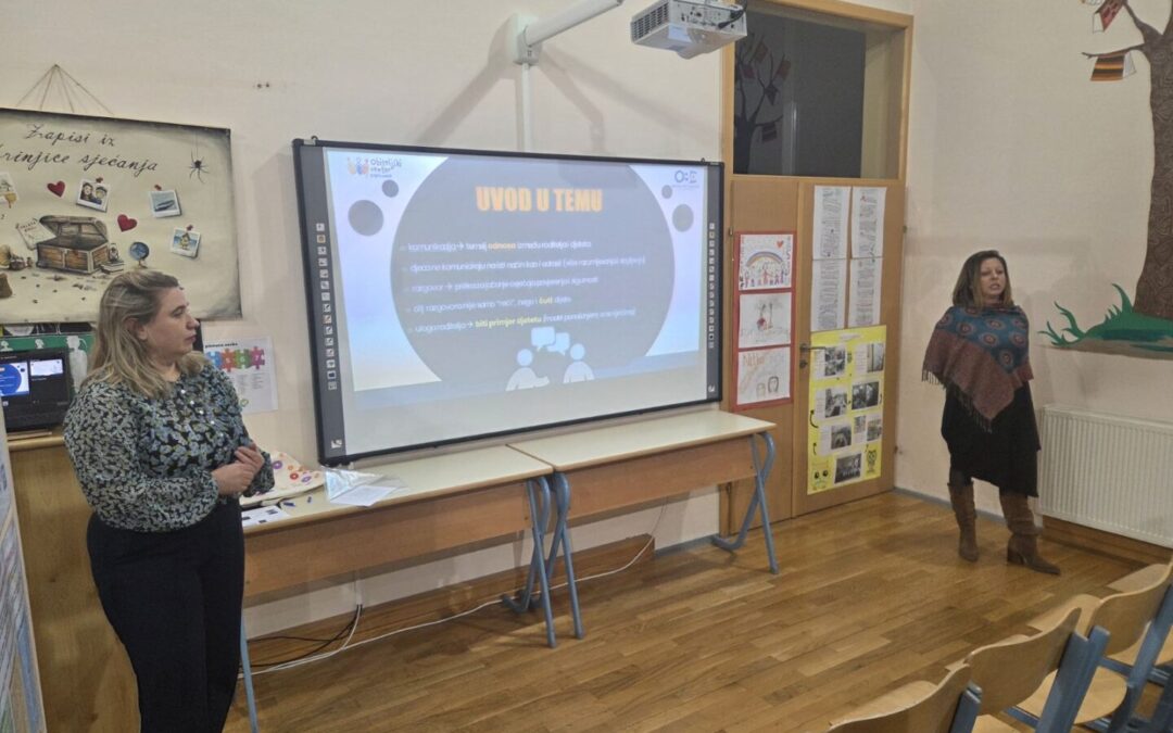 Posjet djelatnica Obiteljskog centra Koprivnica i predavanje za roditelje učenika predmetne nastave