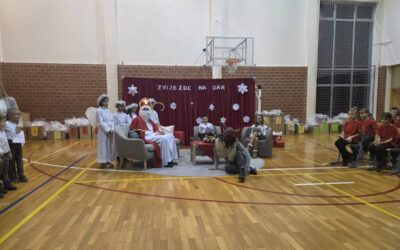 Sveti Nikola posjetio našu školu