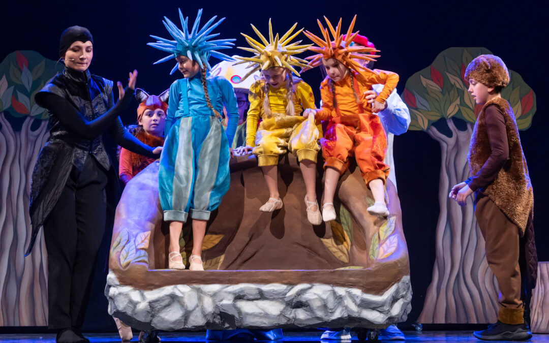 Učenici petih i šestih razreda uživali u predstavi „Čudesna šuma“